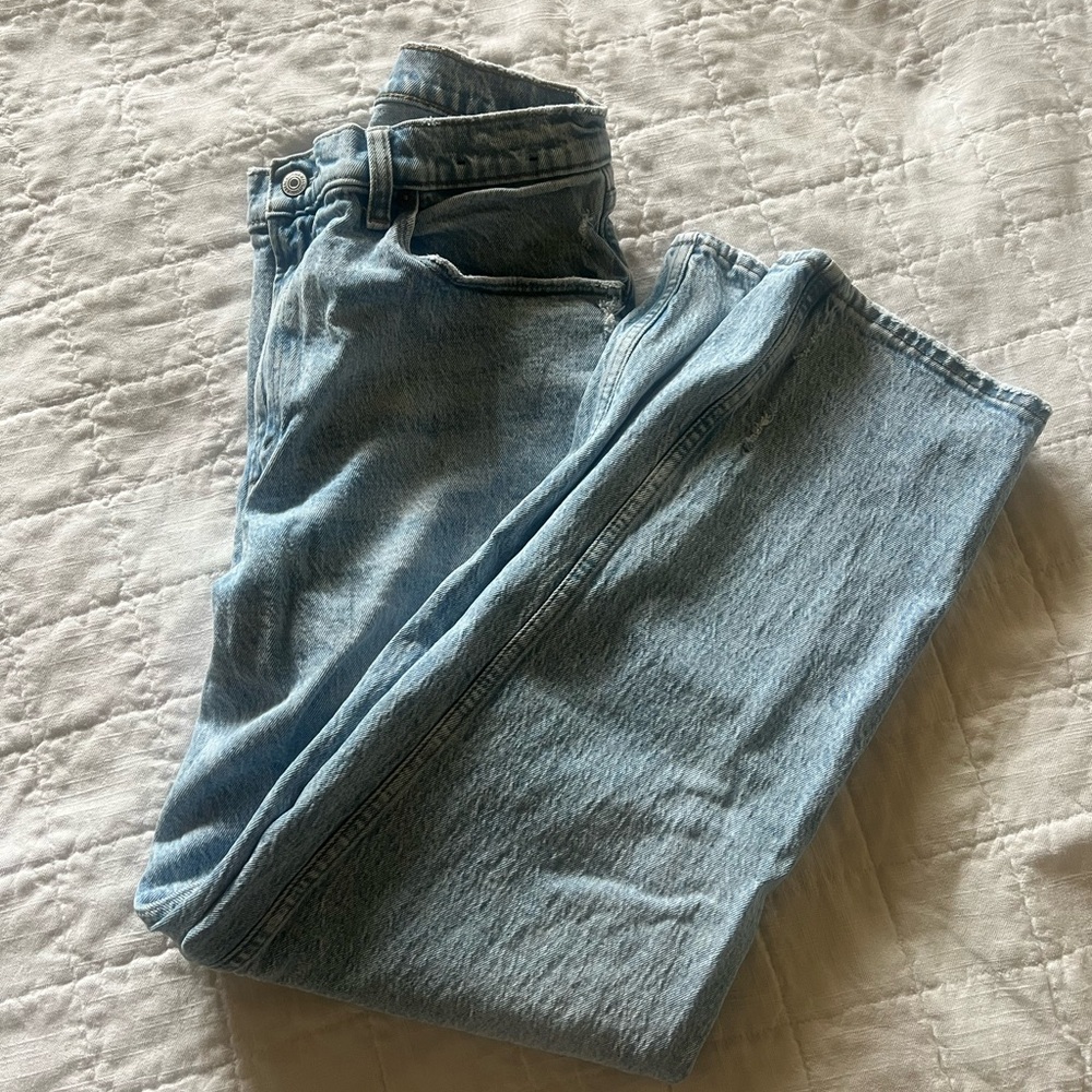 Abercrombie and Fitch The 90s Straight Ultra High Rise Curve Love